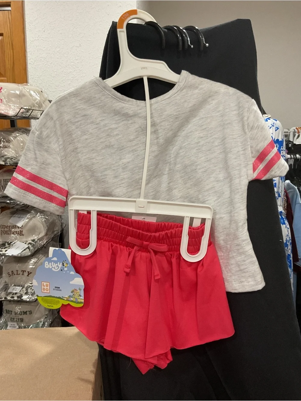 K063 - Bluey Bingo Girls 12M 2 Piece Shirt Shorts Outfit Set NWT